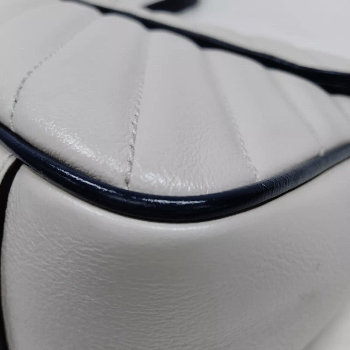 Gucci Shoulder Bag GG Marmont White Leather 3253211