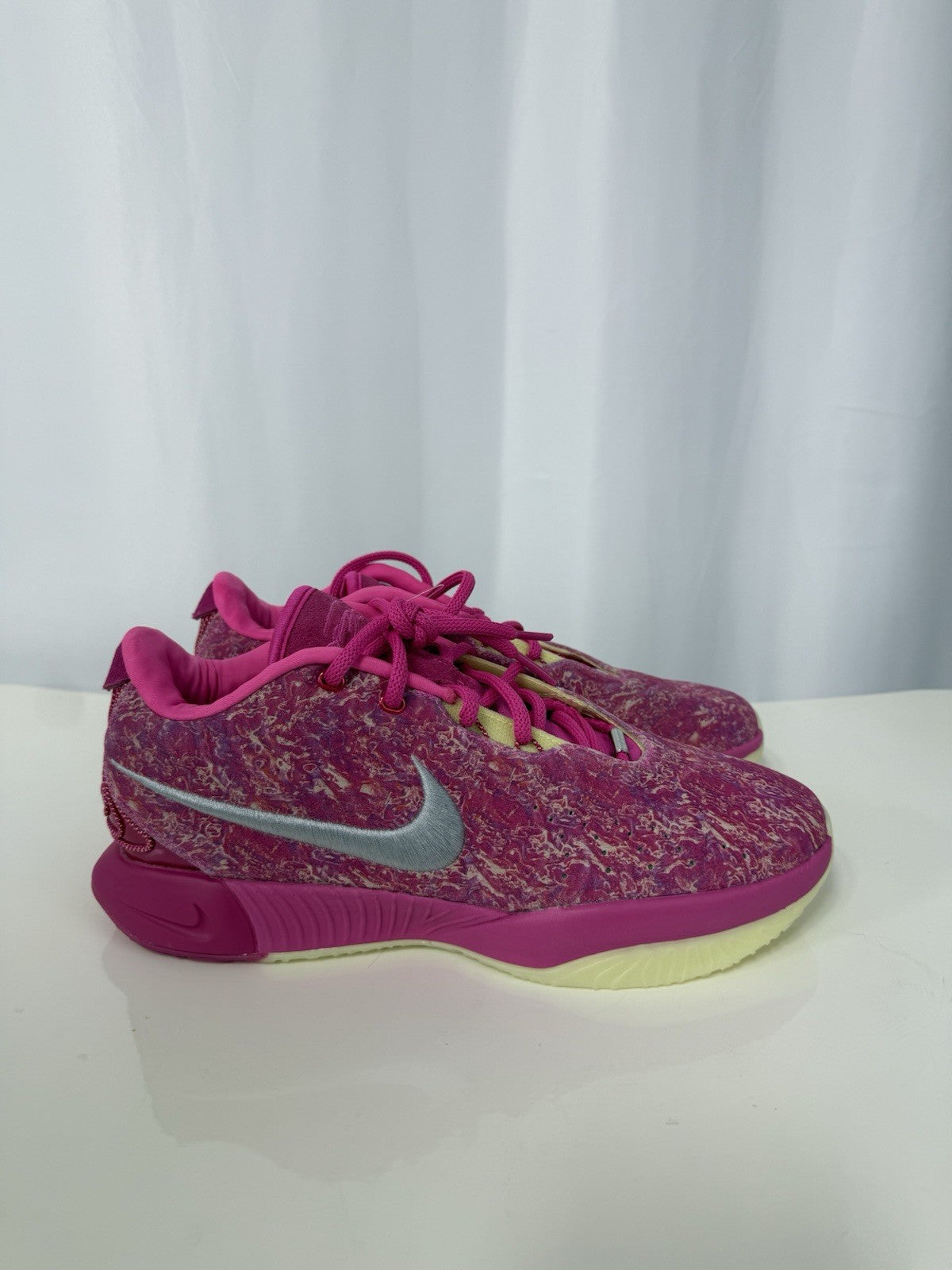 LeBron 21 "The World Is Your Oyster" Size 12