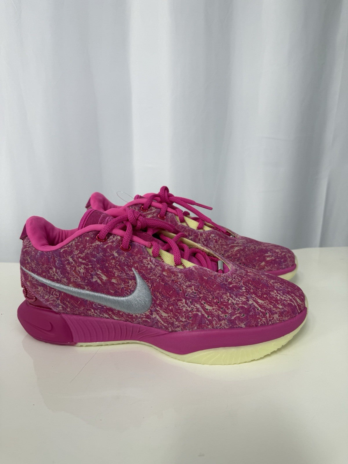 LeBron 21 "The World Is Your Oyster" Size 12