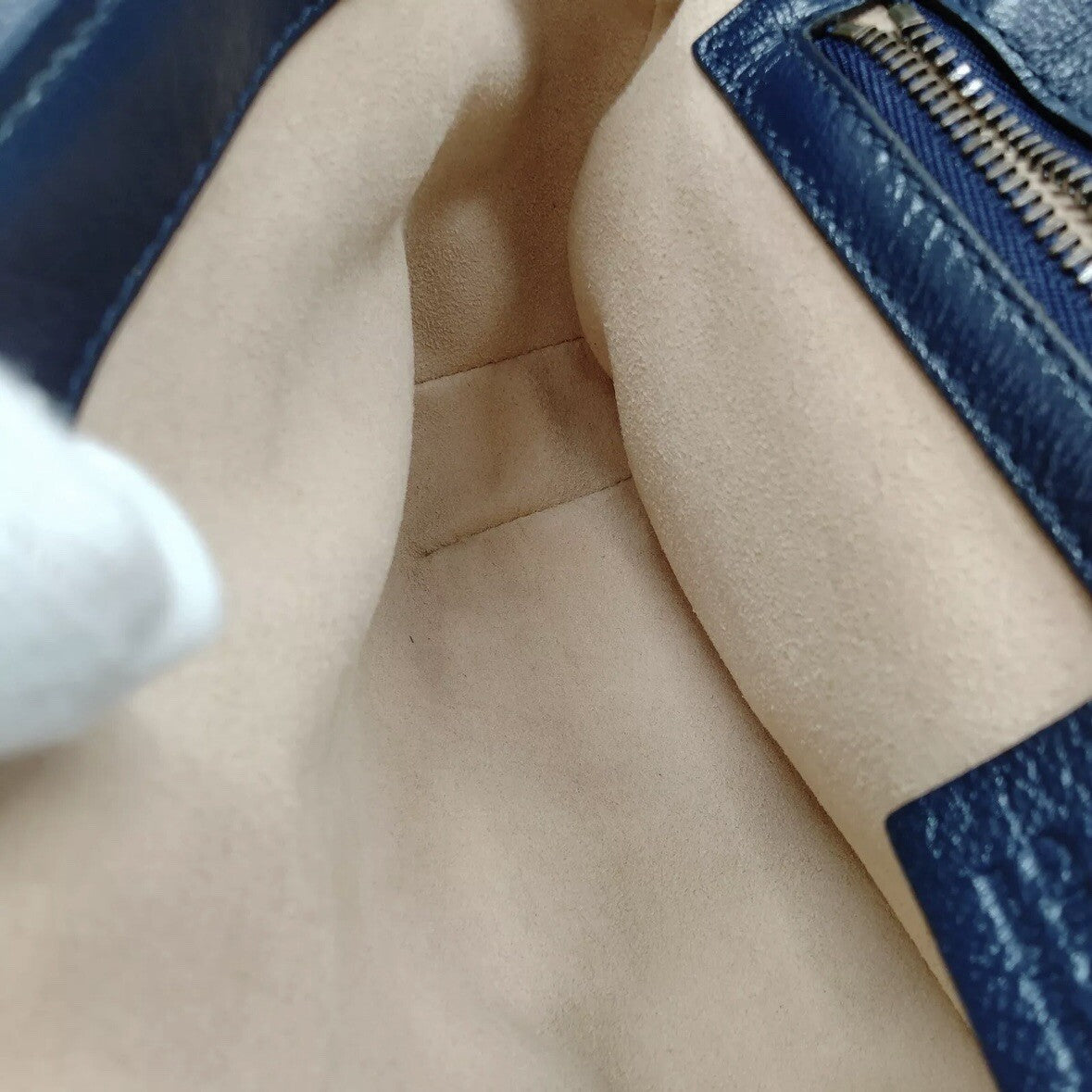 Gucci Shoulder Bag GG Marmont White Leather 3253211