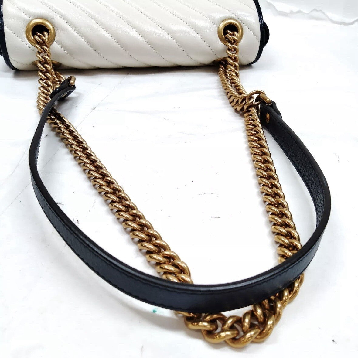 Gucci Shoulder Bag GG Marmont White Leather 3253211