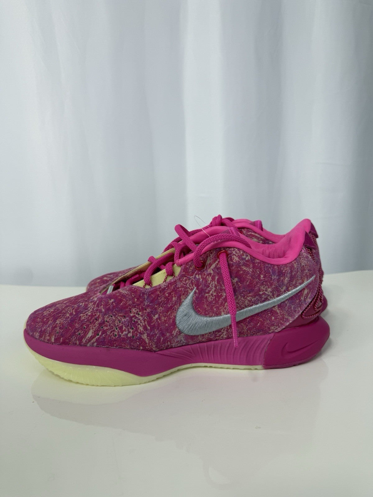 LeBron 21 "The World Is Your Oyster" Size 12